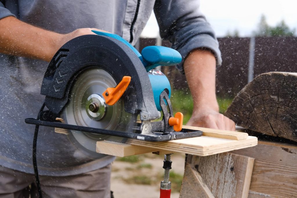 Circular saws